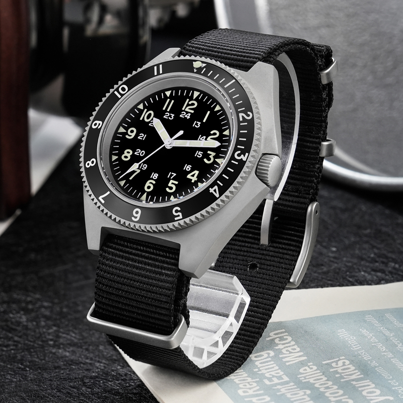 Watchdives WD1972 쿼츠 시계 사파이어 빛 - Mens Fashion Watch 리뷰 및 가격